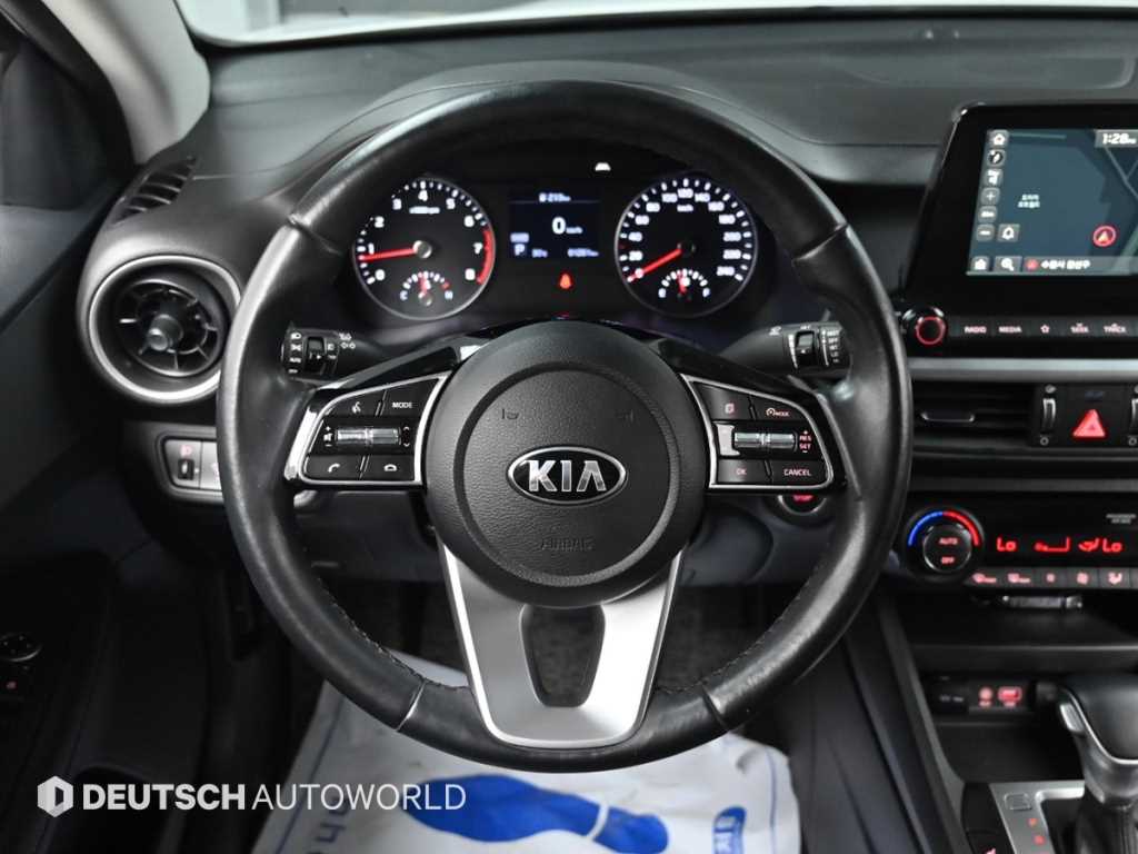 KIA K3 2020 Blanco - Importación desde Corea - HF Imports Iquique - Foto 13