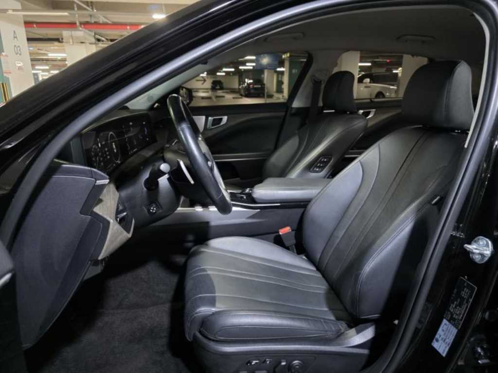 KIA K8 - Vista 7