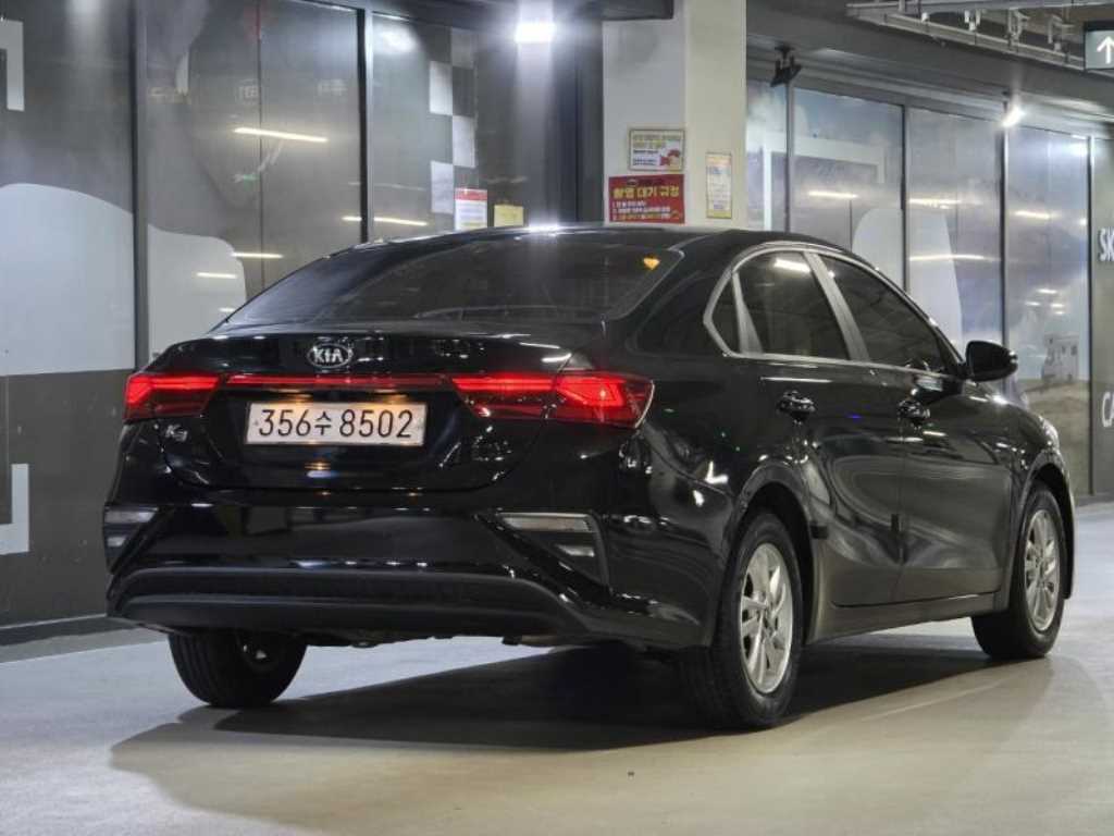 KIA K3 - Vista 4