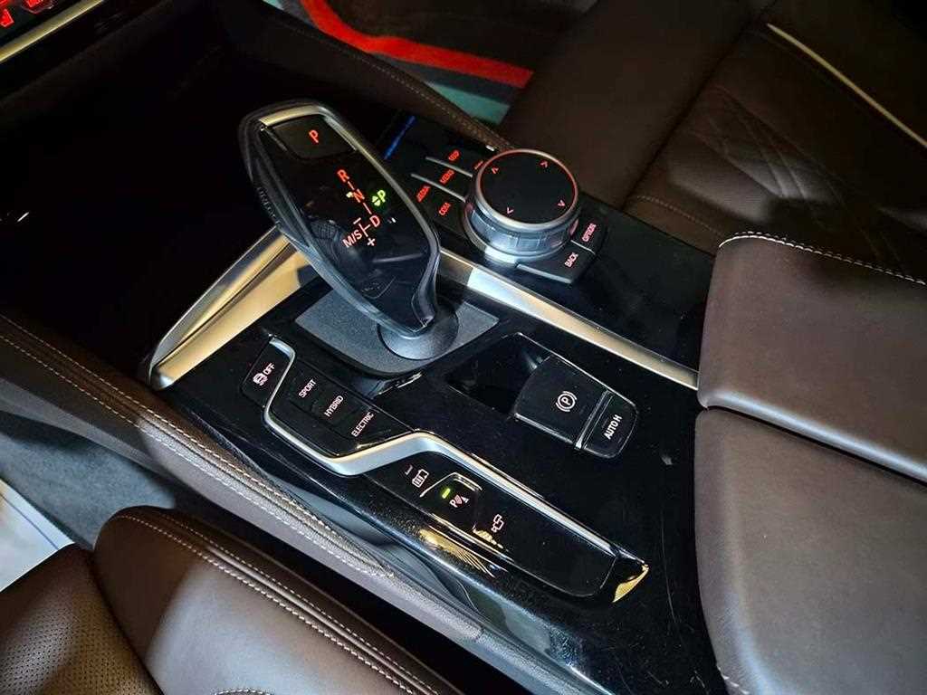 BMW 5 Series - Vista 11