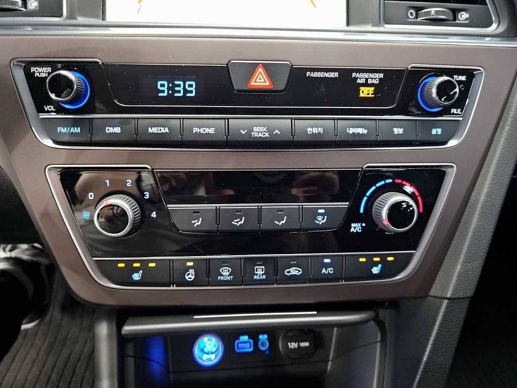 HYUNDAI Sonata - Vista 10