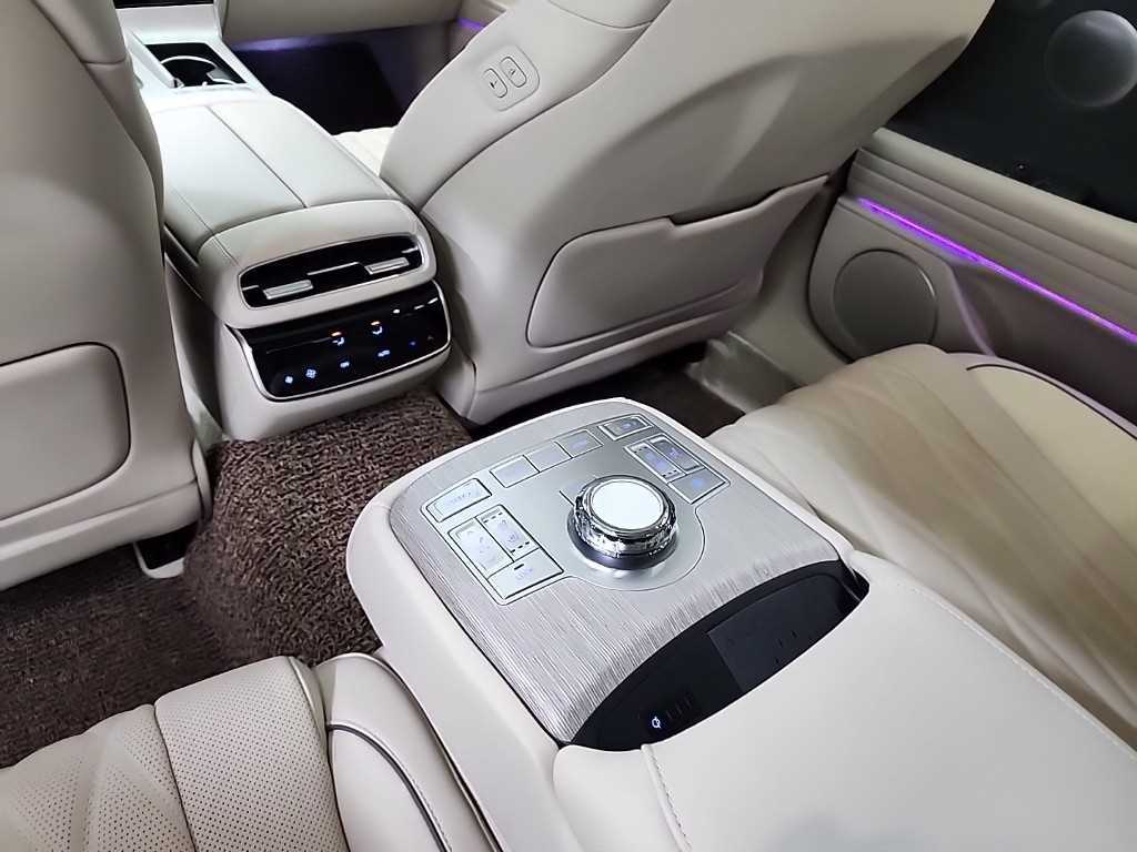 Genesis G80 2025 Verde - Importación desde Corea - HF Imports Iquique - Foto 13