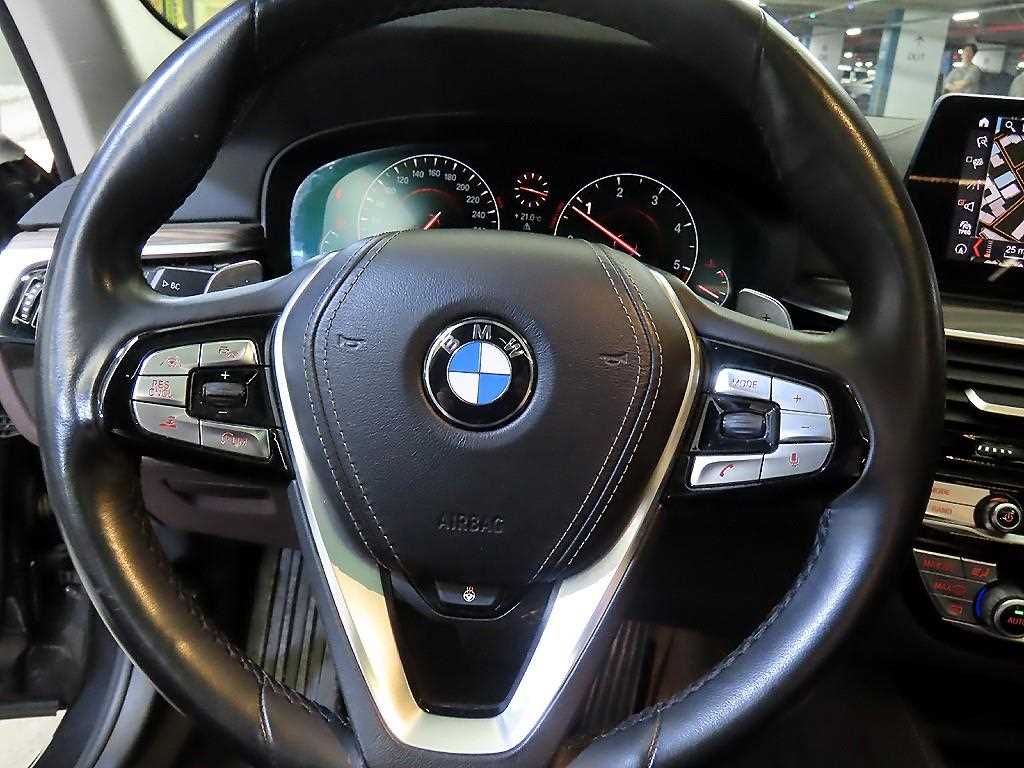 BMW 5 Series - Vista 8