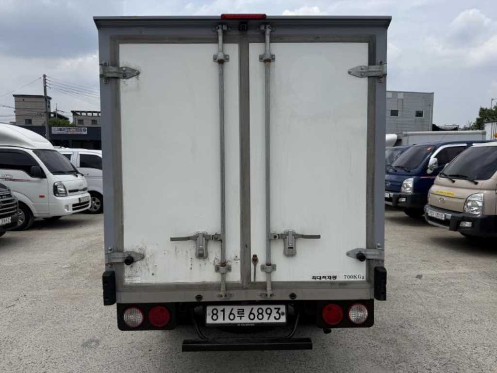 Small Truck Cargo (small) - Vista 4