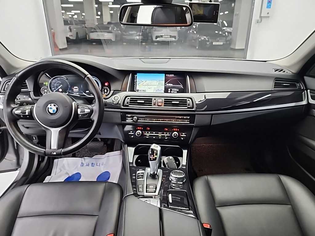 BMW 5 Series - Vista 7