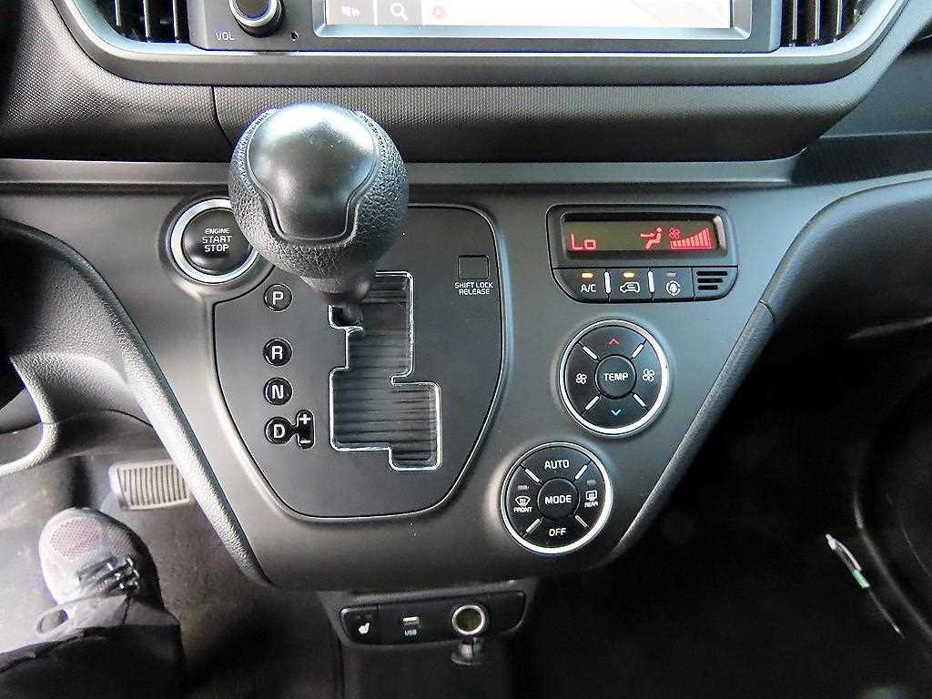KIA Ray - Vista 10