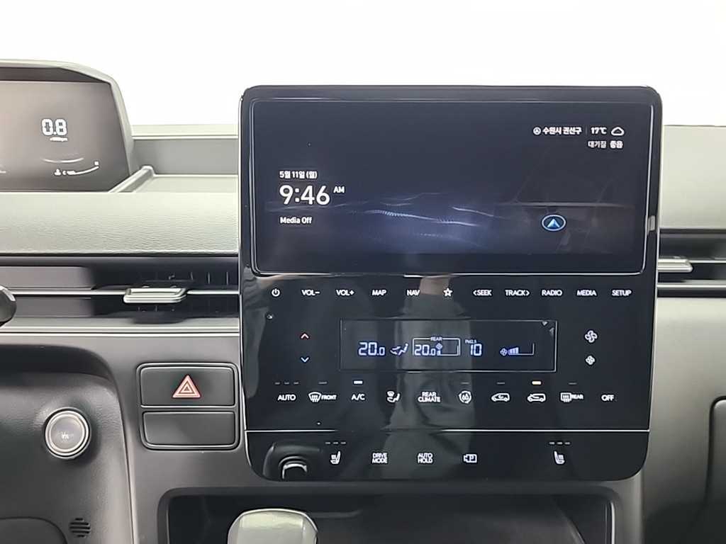 HYUNDAI Staria - Vista 10