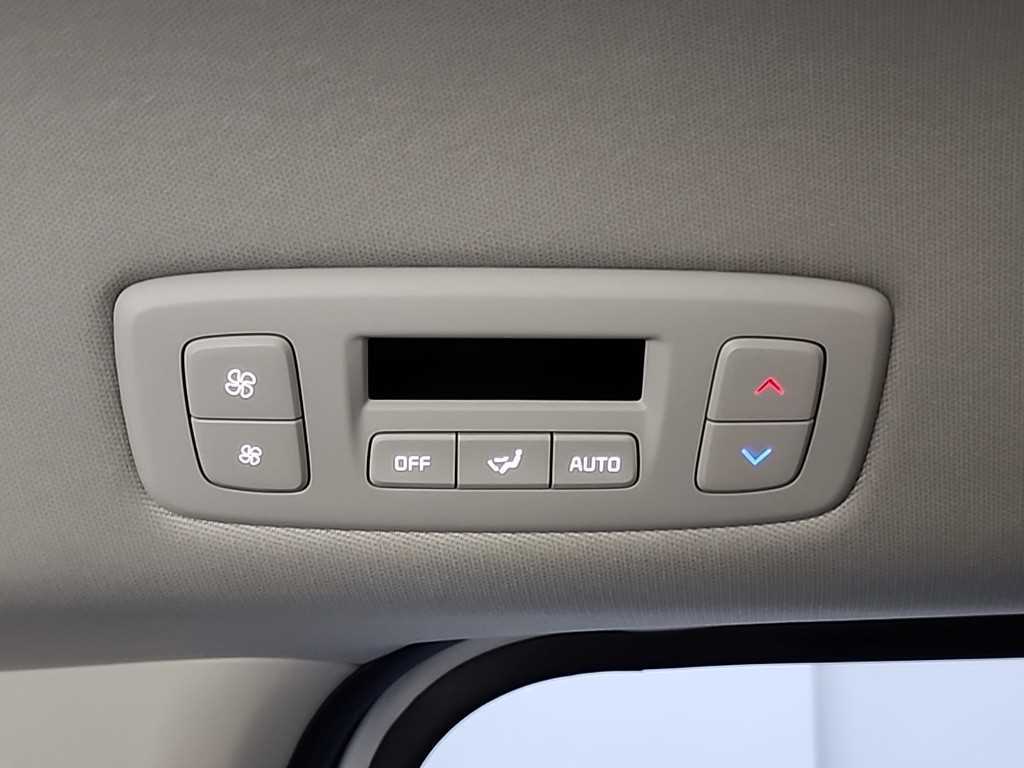 KIA Carnival 2025 Blanco - Importación desde Corea - HF Imports Iquique - Foto 13