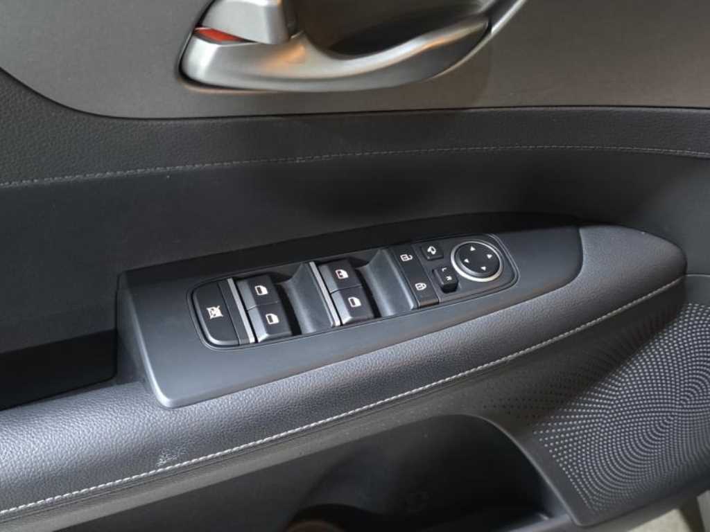 KIA K3 - Vista 12