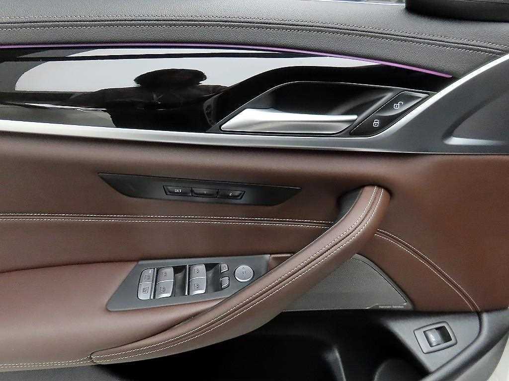 BMW 5 Series - Vista 11