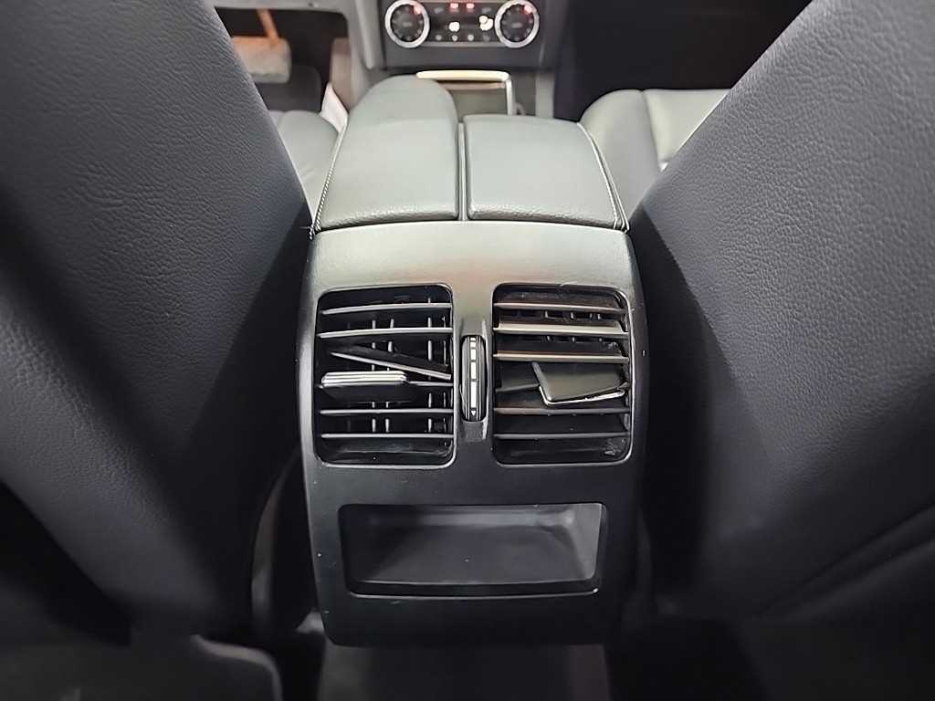 Mercedes Benz GLK Class 2013 Plateado - Importación desde Corea - HF Imports Iquique - Foto 13