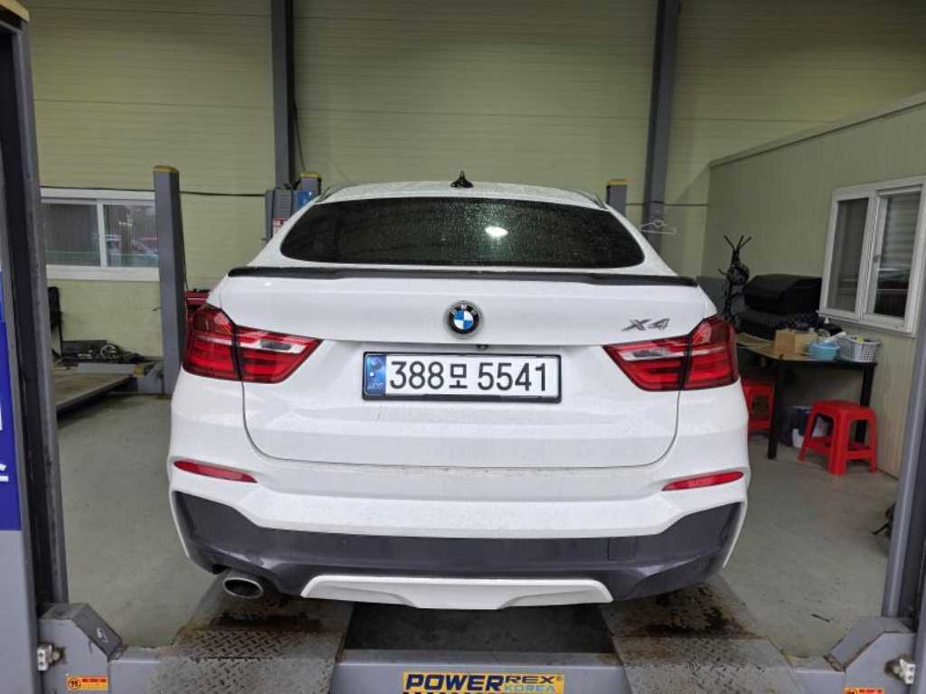 BMW X4 - Vista 3
