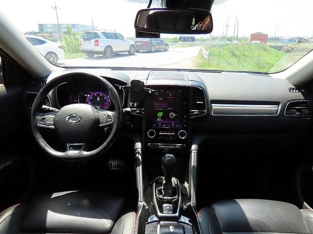 SAMSUNG QM6 - Vista 9