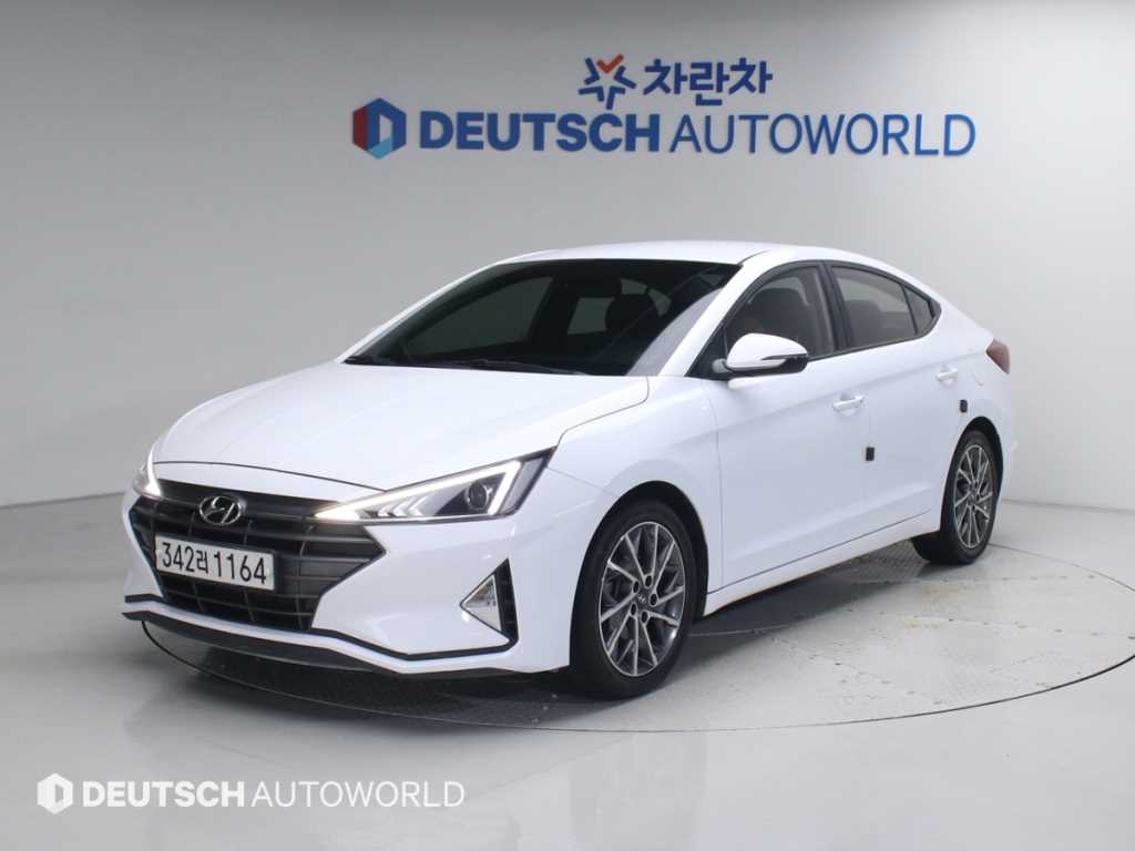 HYUNDAI Avante 2019 Blanco - Importación desde Corea - HF Imports Iquique - Foto 1