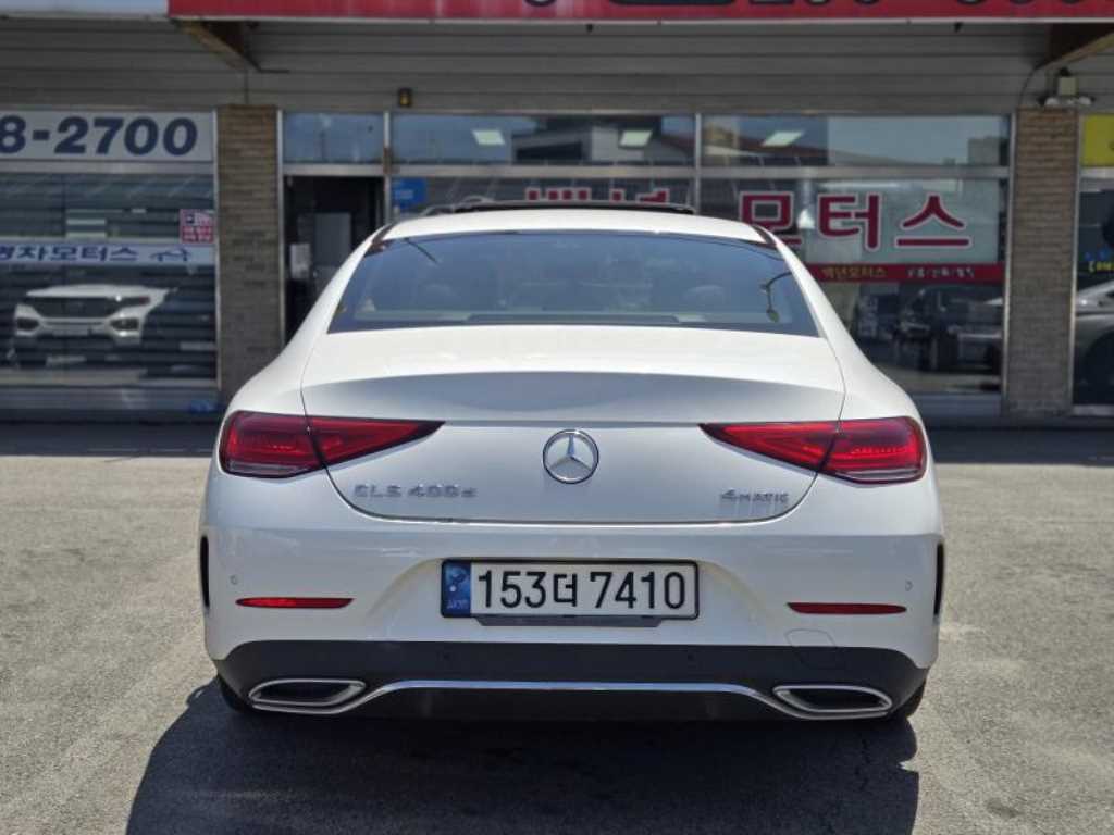 Mercedes Benz CLS Class - Vista 4