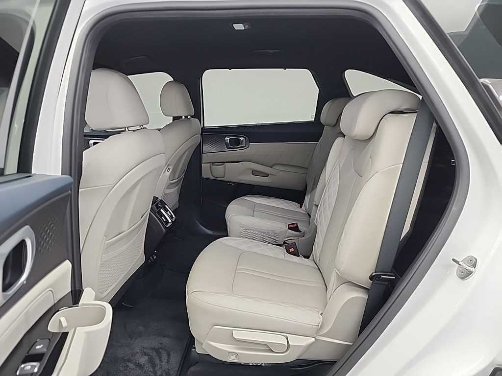 KIA Sorento - Vista 12