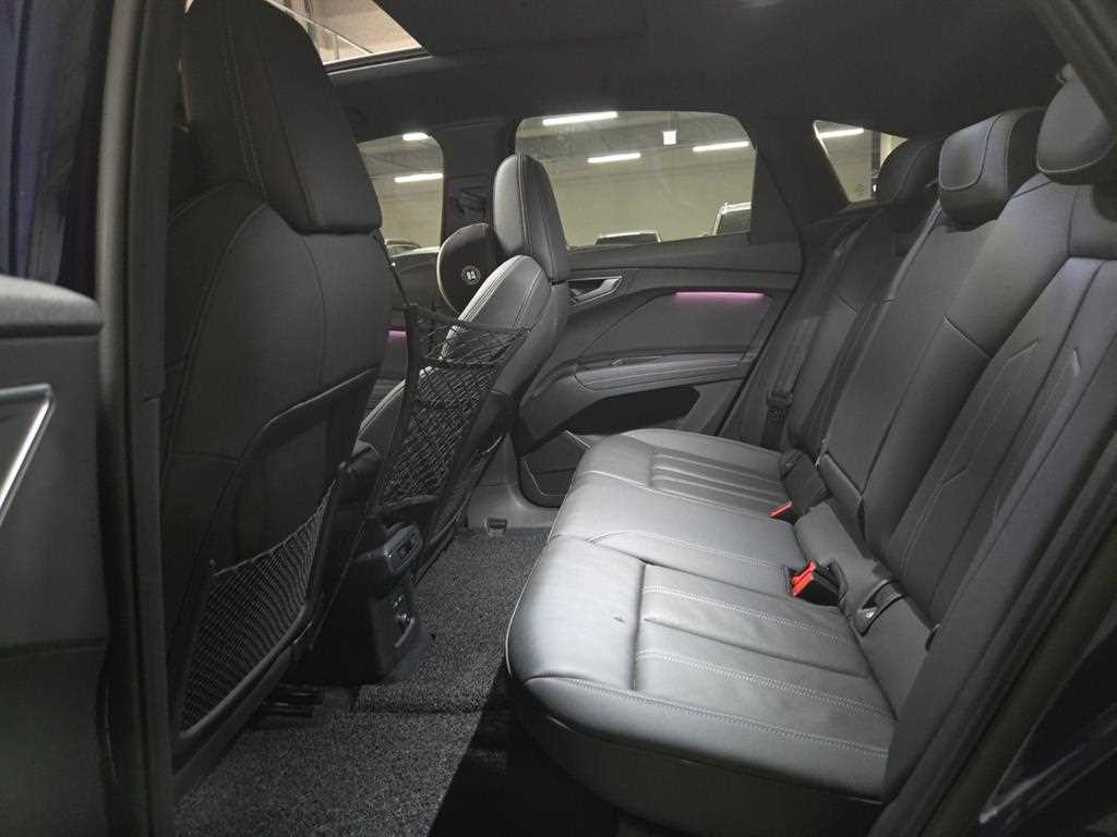 Audi Q4 2024 Azul - Importación desde Corea - HF Imports Iquique - Foto 15