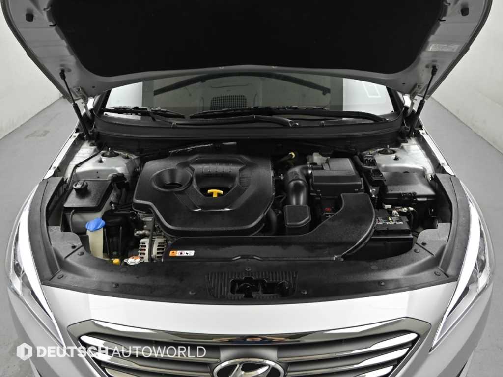HYUNDAI Sonata - Vista 6
