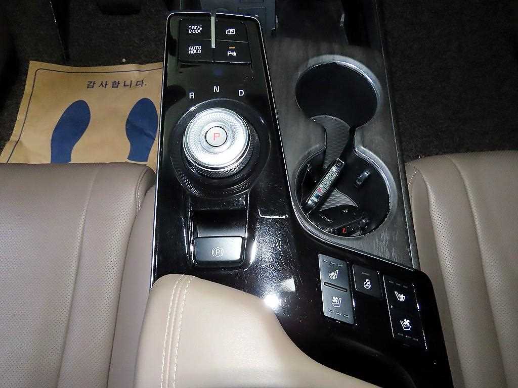 KIA K8 - Vista 12