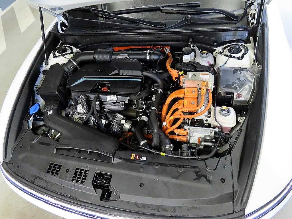 HYUNDAI Grandeur 2023 Blanco - Importación desde Corea - HF Imports Iquique - Foto 19