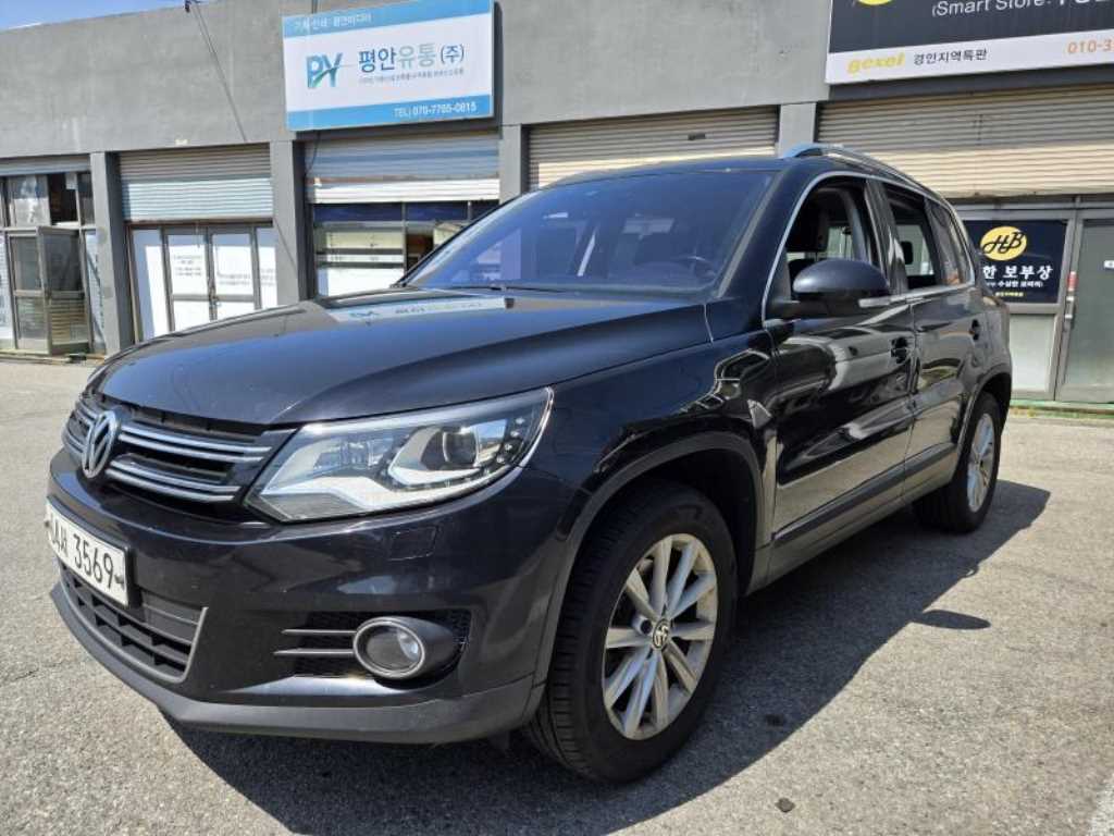 Volkswagen Tiguan - Vista 2