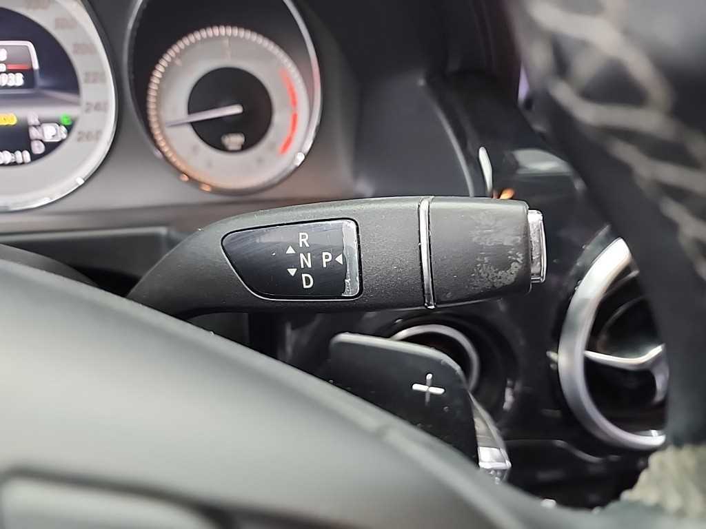 Mercedes Benz GLK Class - Vista 8