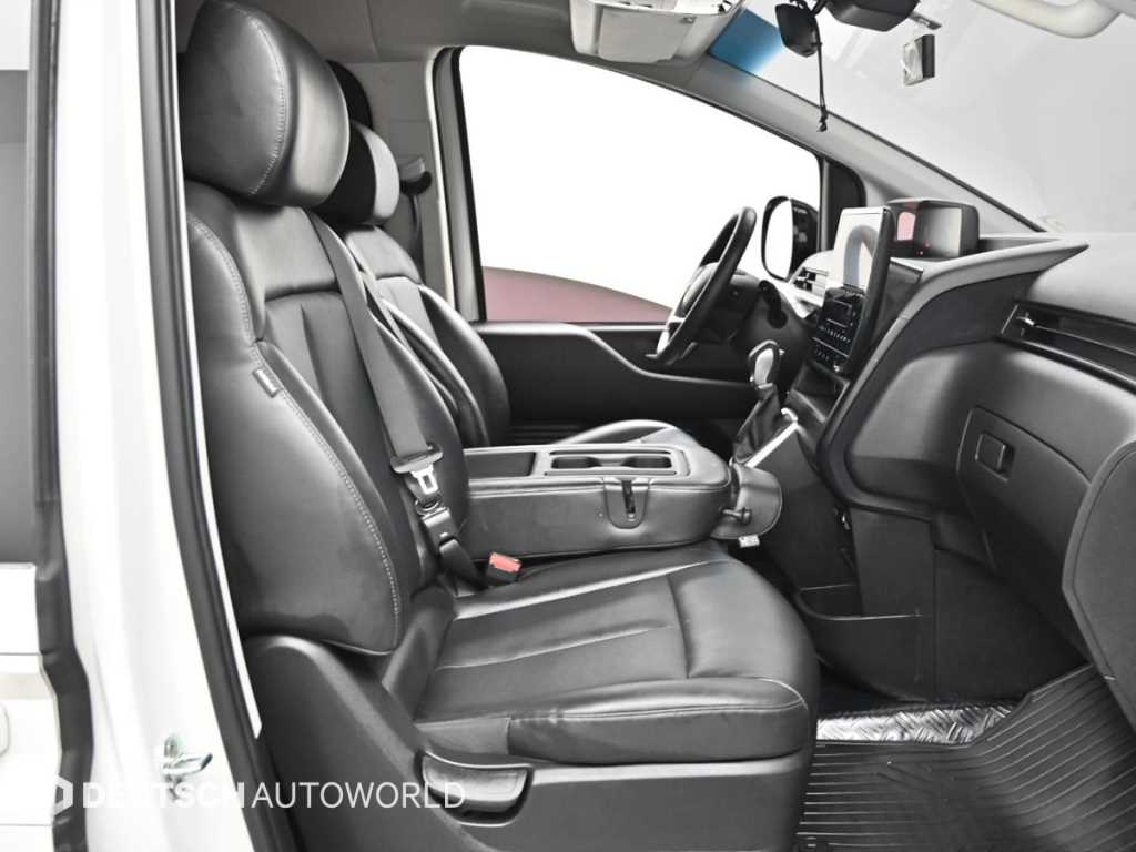 HYUNDAI Staria - Vista 10