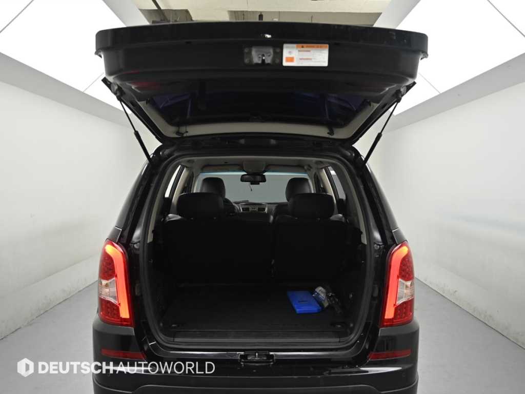 Ssangyong Rexton 2016 Negro - Importación desde Corea - HF Imports Iquique - Foto 20