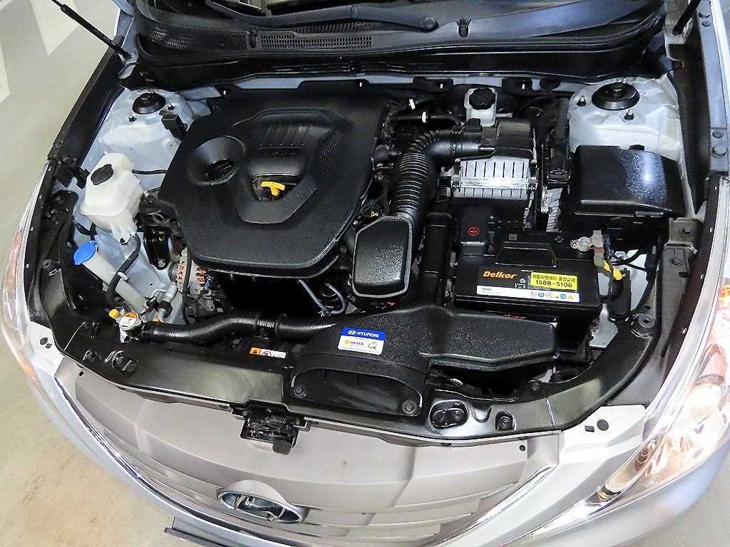 HYUNDAI Sonata 2012 Plateado - Importación desde Corea - HF Imports Iquique - Foto 18
