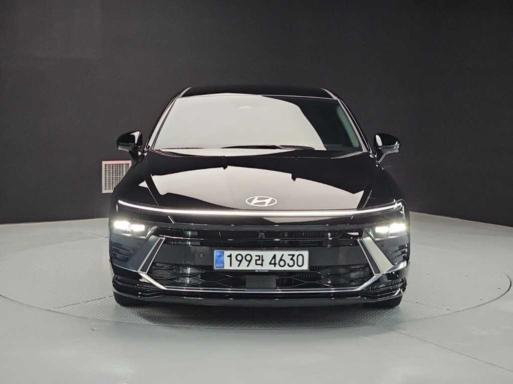 HYUNDAI Sonata - Vista 2