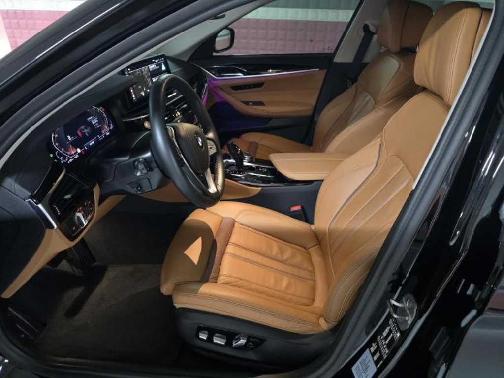 BMW 5 Series - Vista 5