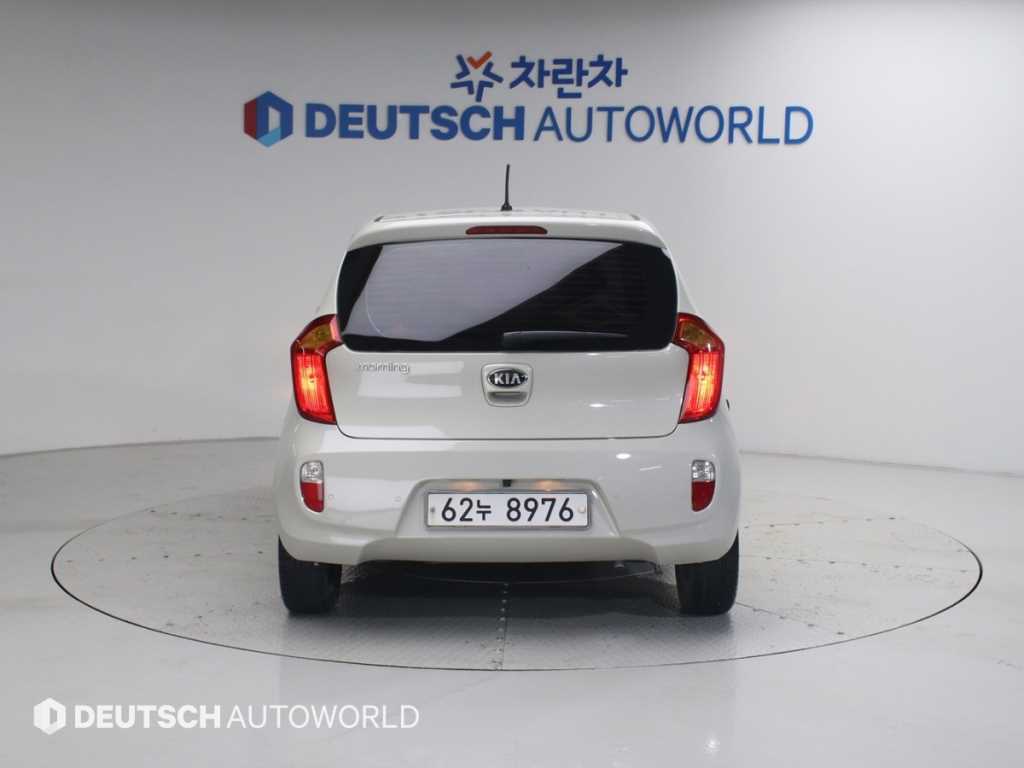 KIA Morning - Vista 4