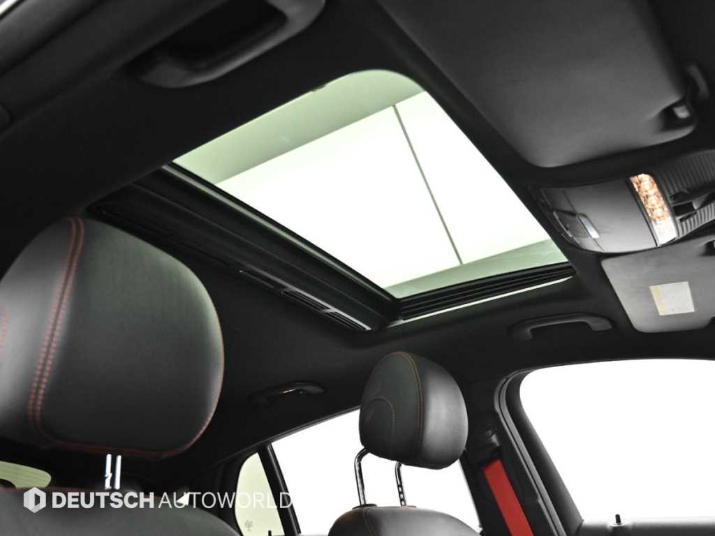 Mercedes Benz GLC Class 2018 Negro - Importación desde Corea - HF Imports Iquique - Foto 18