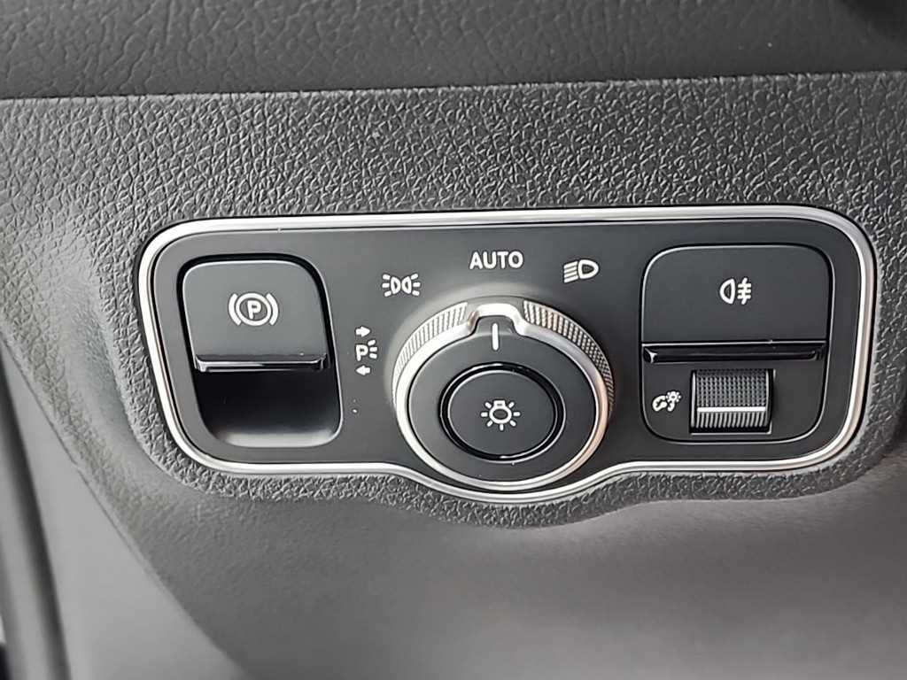 Mercedes Benz GLB Class 2024 Negro - Importación desde Corea - HF Imports Iquique - Foto 18