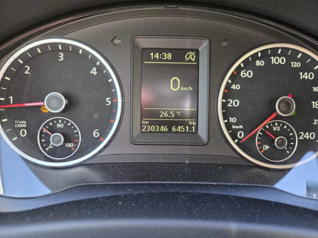 Volkswagen Tiguan - Vista 5