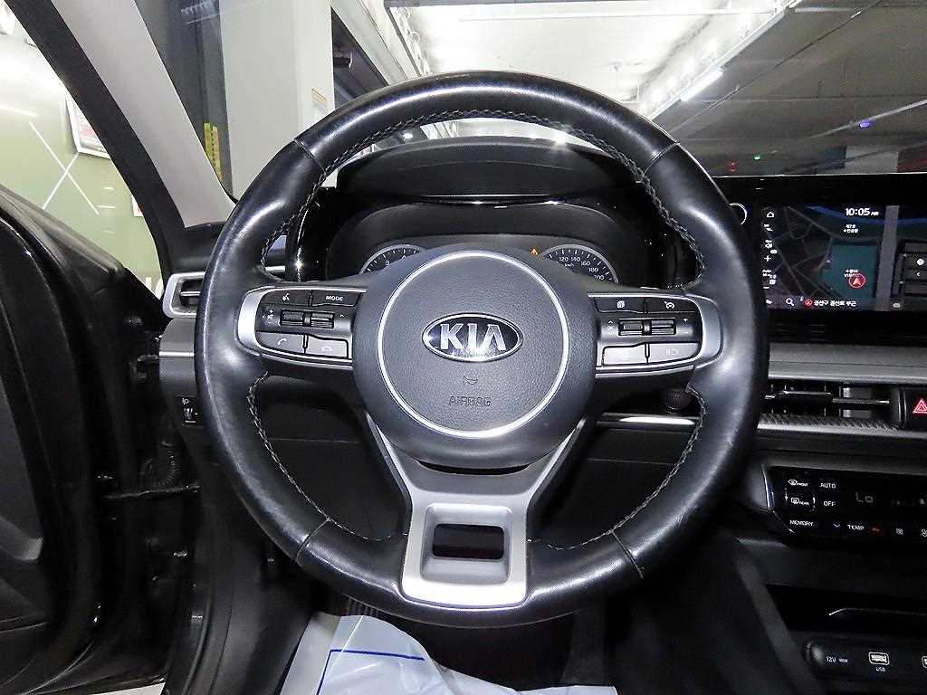 KIA K5 - Vista 8