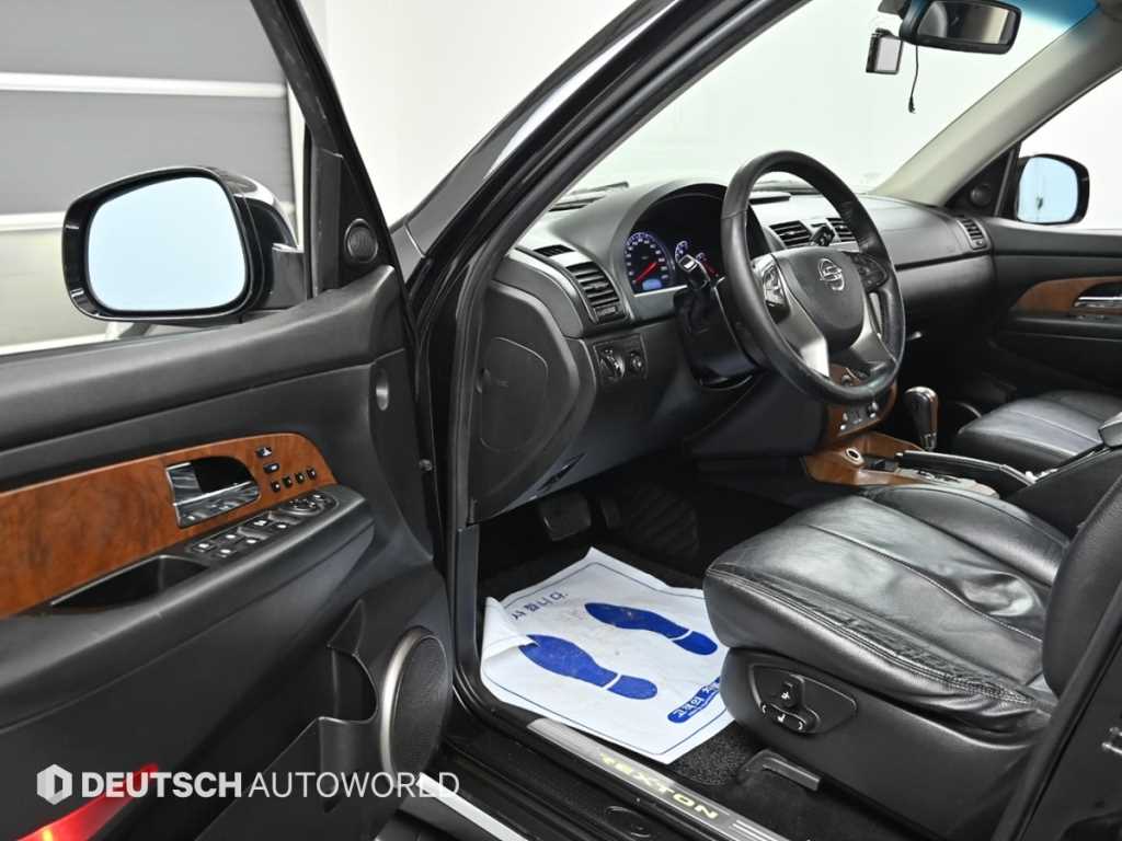 Ssangyong Rexton - Vista 11
