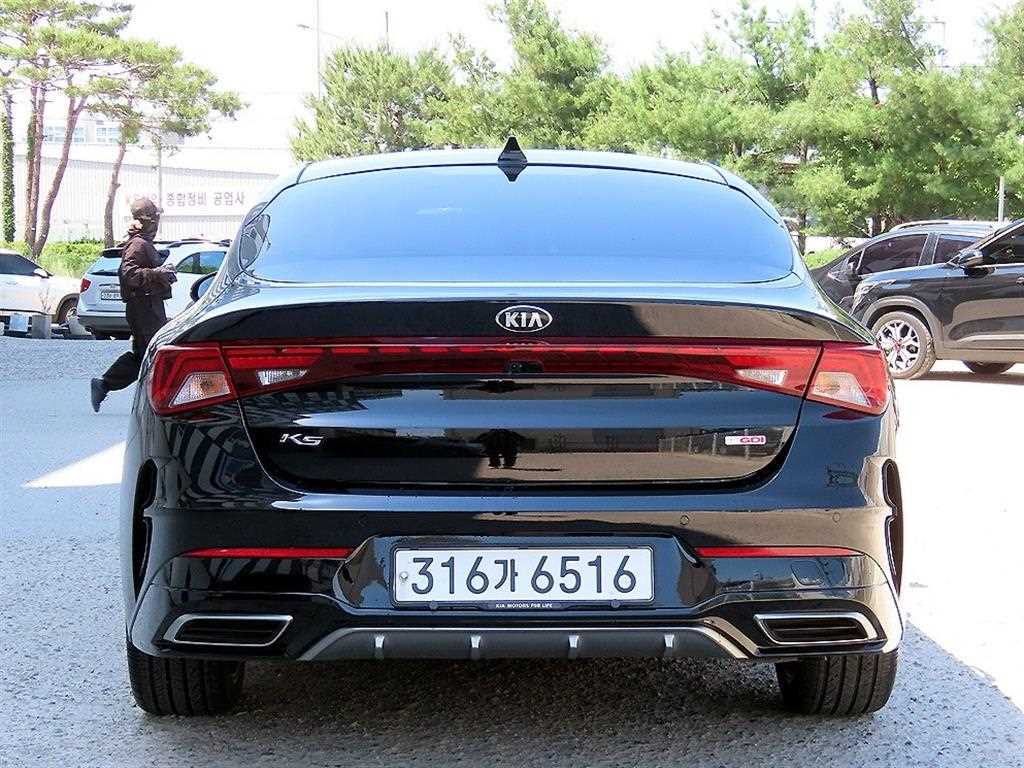 KIA K5 - Vista 4