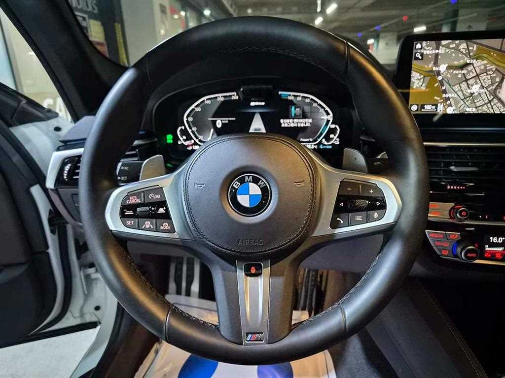 BMW 5 Series - Vista 8