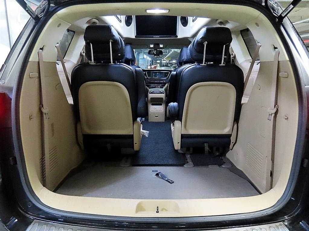 KIA Carnival 2020 - Importación desde Corea - HF Imports Iquique - Foto 17