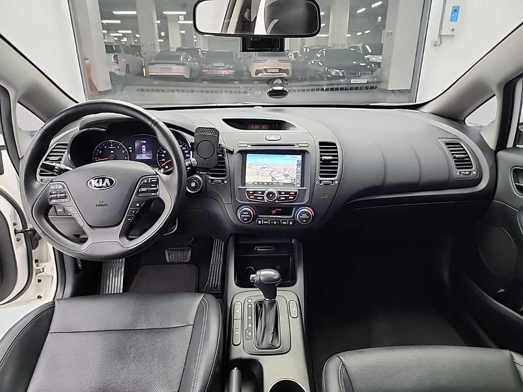 KIA K3 - Vista 7