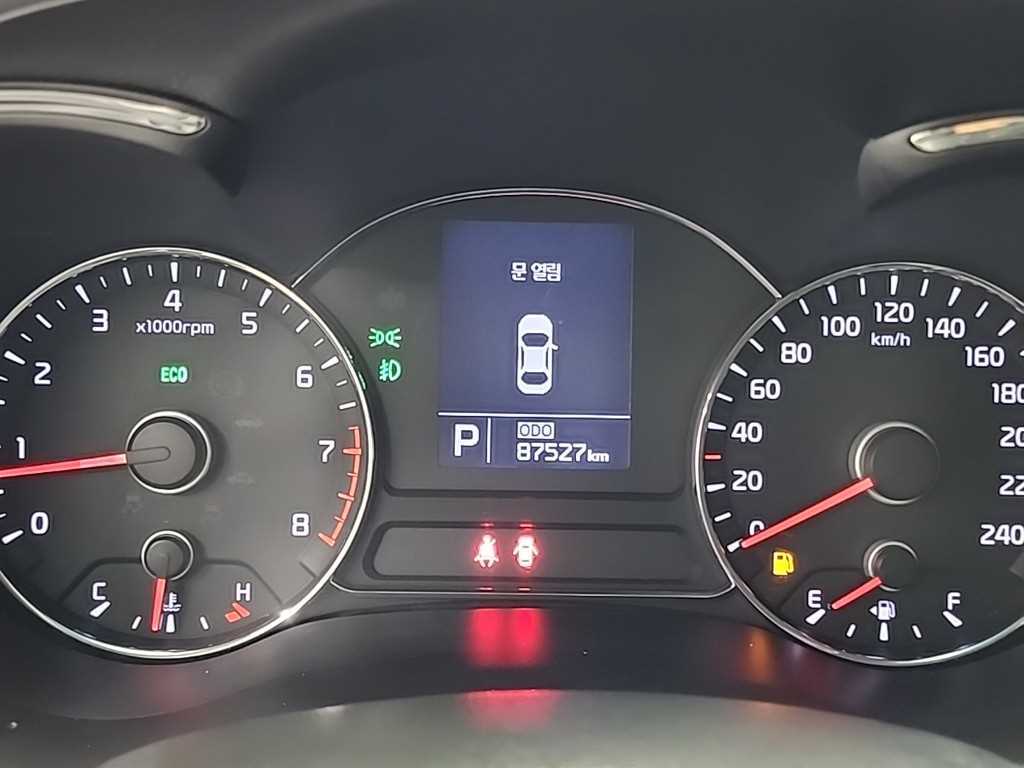 KIA K3 - Vista 6