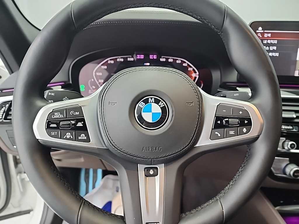 BMW 5 Series - Vista 10