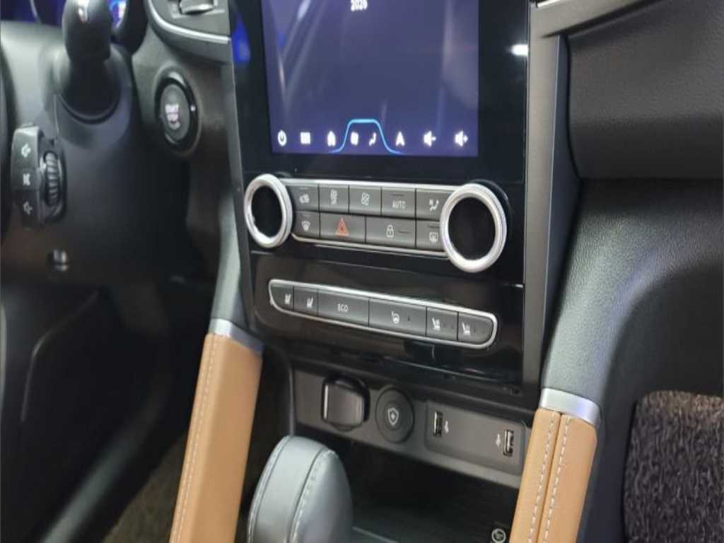SAMSUNG QM6 - Vista 12