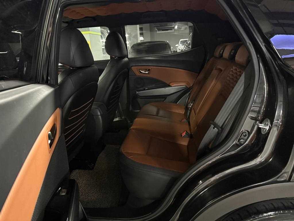 Ssangyong Tivoli 2018 Negro - Importación desde Corea - HF Imports Iquique - Foto 18