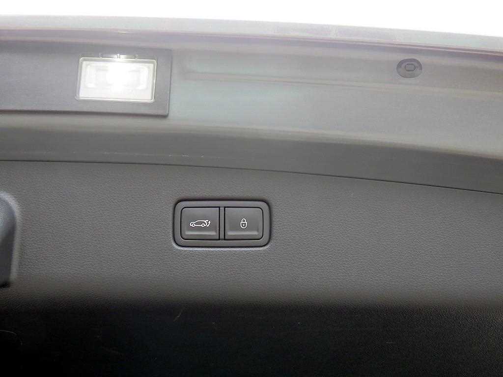 Genesis GV70 - Vista 6