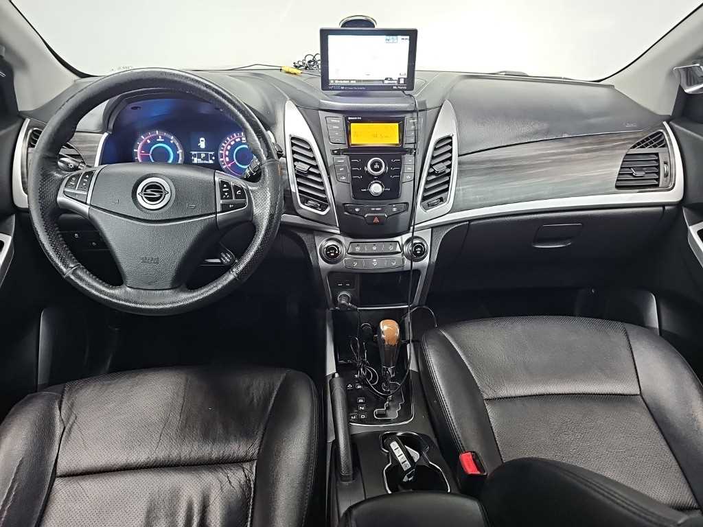 Ssangyong Korando - Vista 7