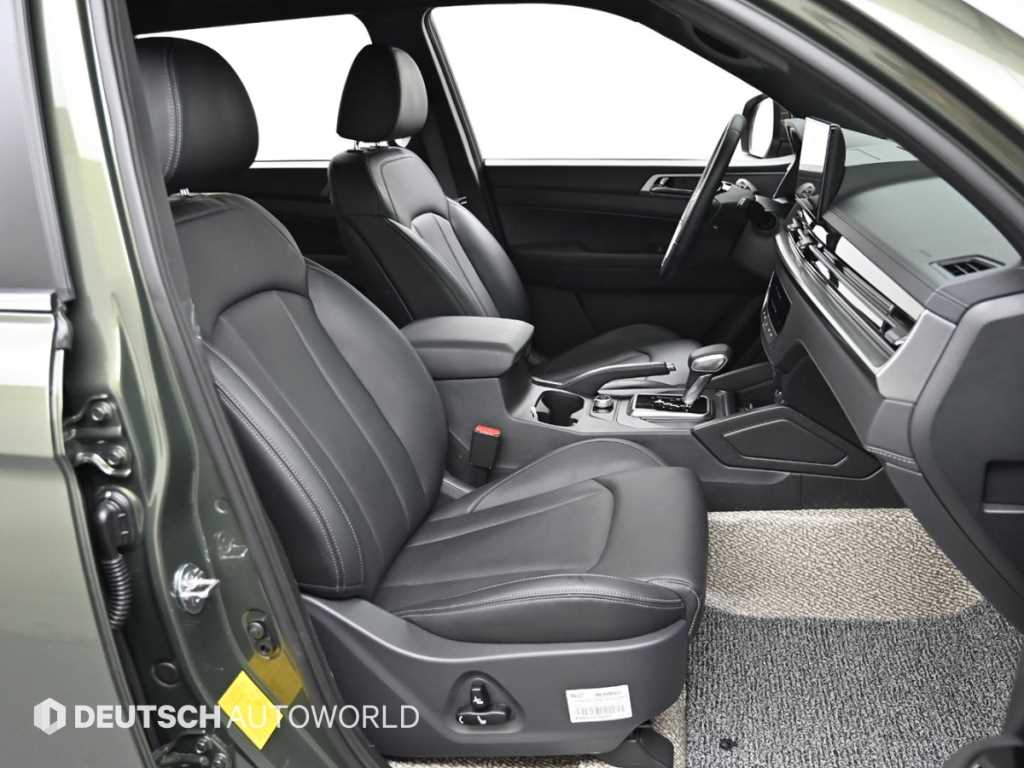 Ssangyong Rexton - Vista 10