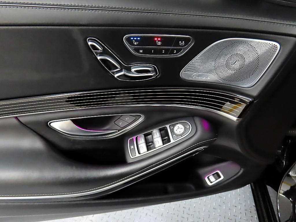 Mercedes Benz S Class - Vista 11