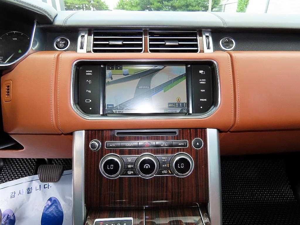 Land Rover Range Rover - Vista 12